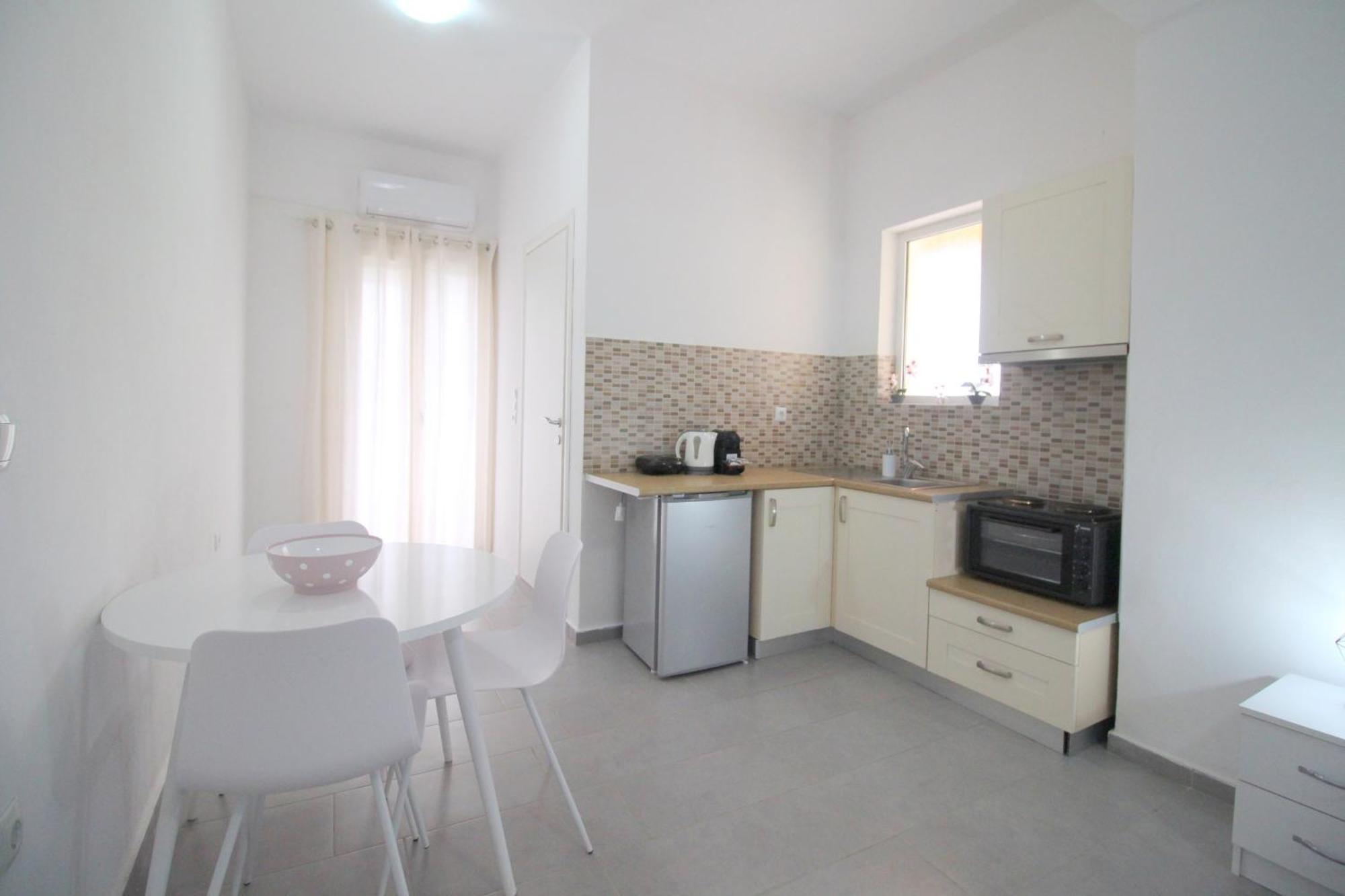 Nefeli'S Apartment Himara Kültér fotó