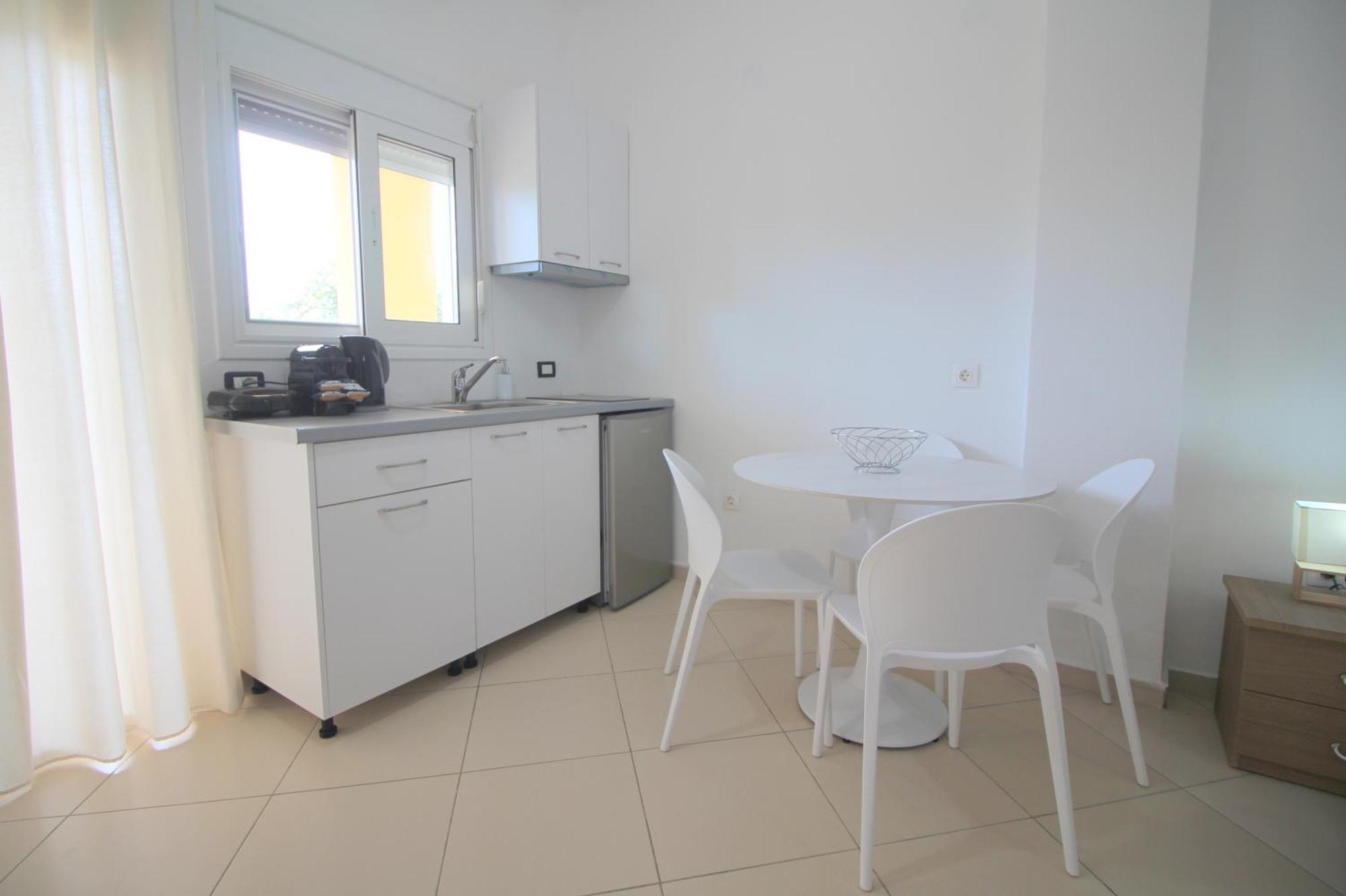 Nefeli'S Apartment Himara Kültér fotó